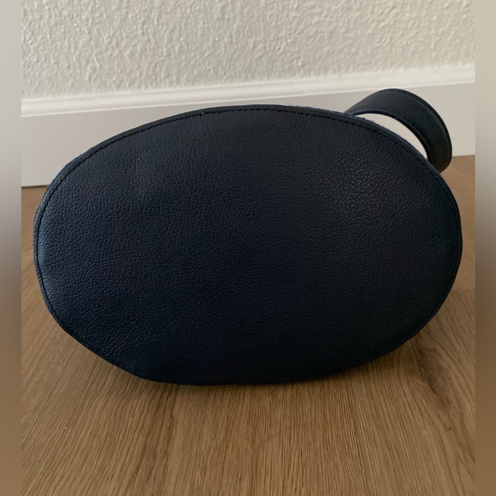 Talbots hobo denim shoulder Navy Blue Bucket Bag - Picture 3 of 6